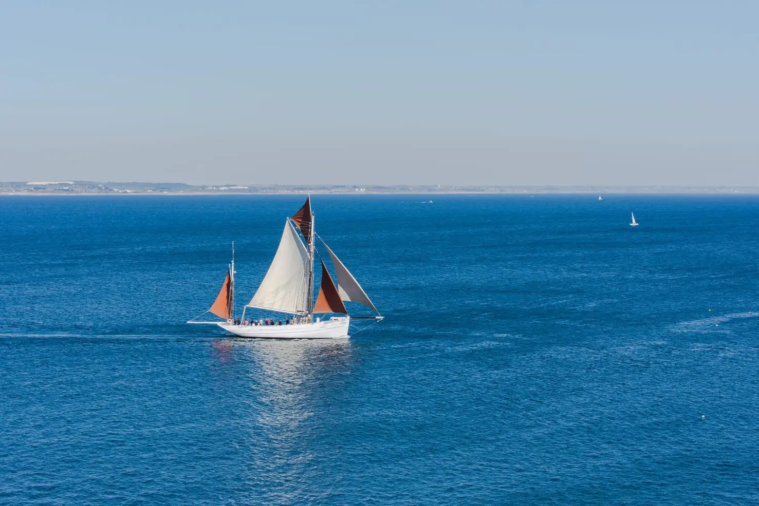 header-image